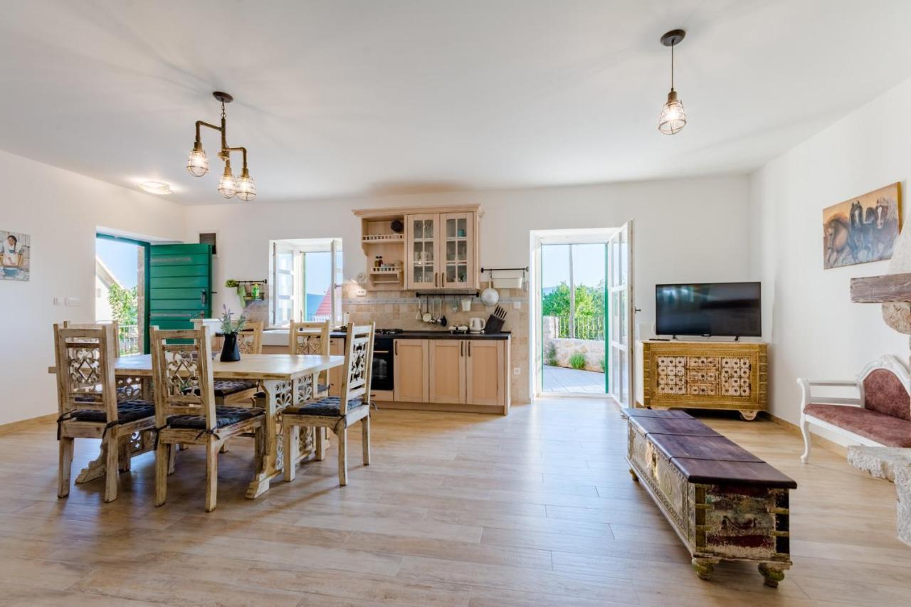 Holiday Home Rustic Kraljici ภายนอก รูปภาพ