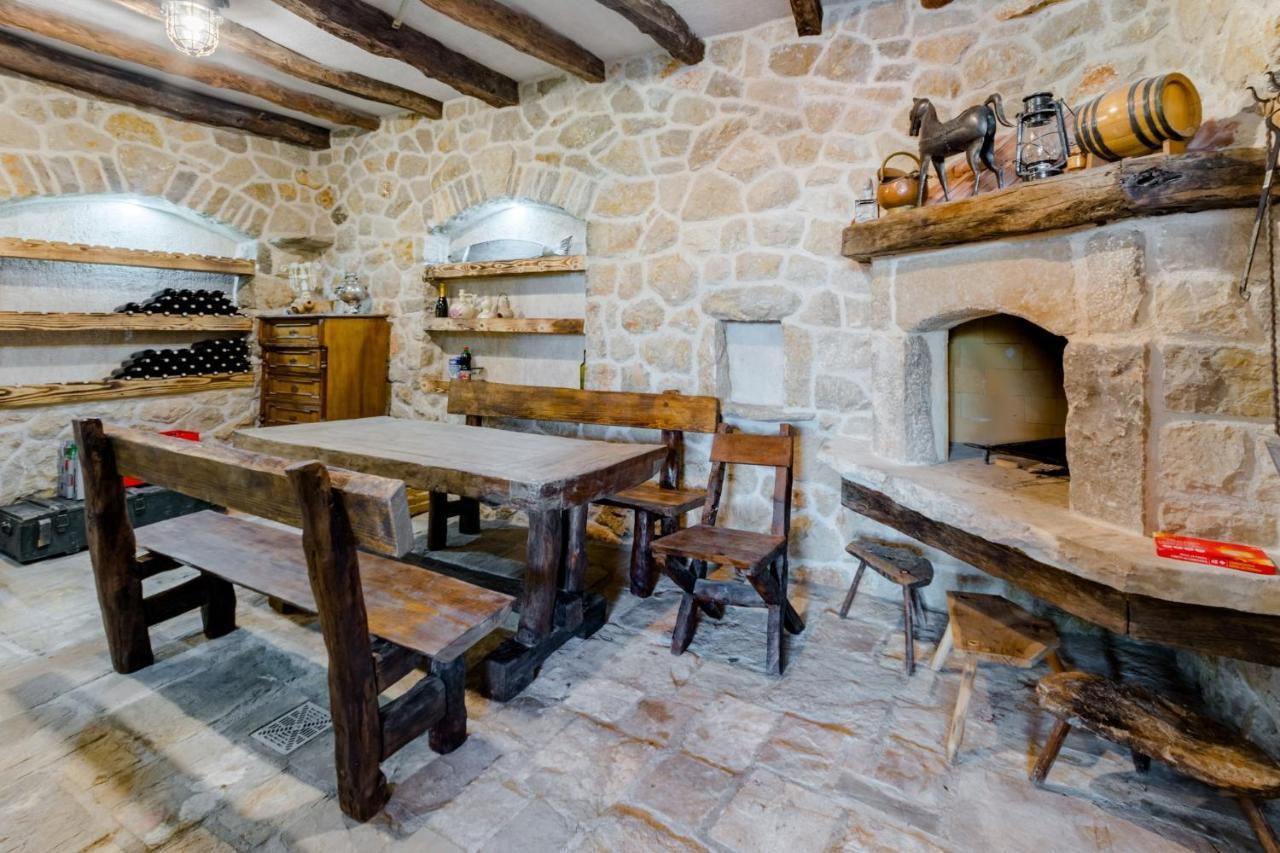 Holiday Home Rustic Kraljici ภายนอก รูปภาพ
